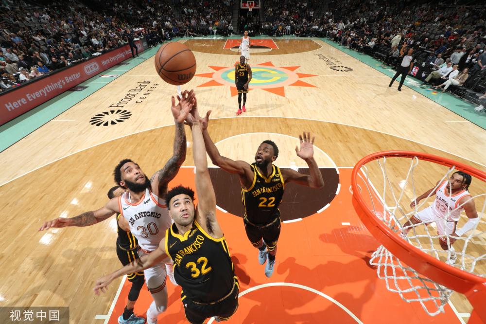 在足坛并不 在足坛并不