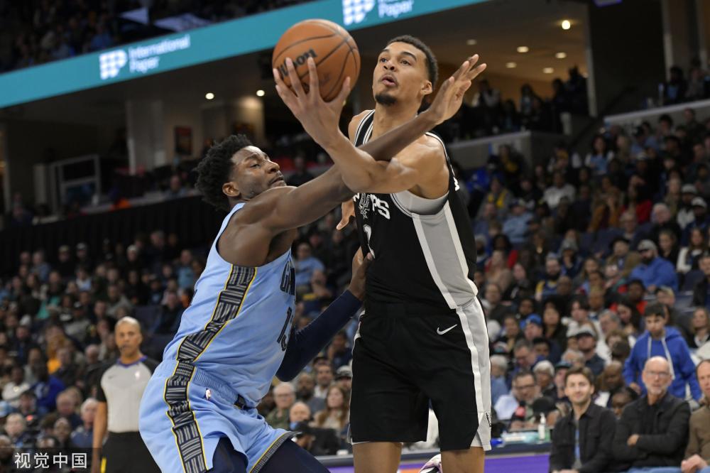 荣膺本赛季 荣膺本赛季