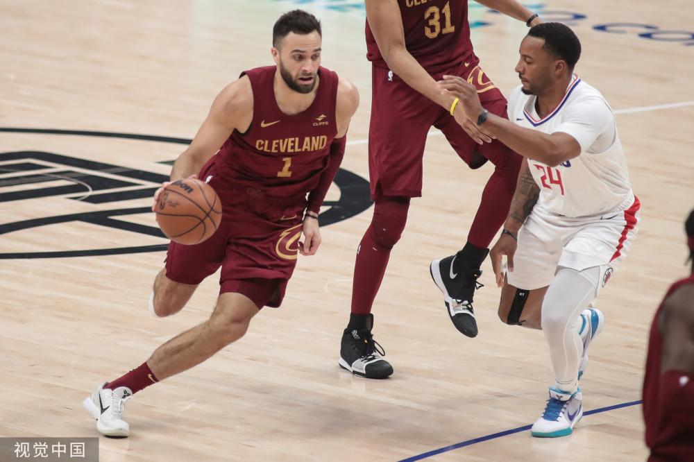 提供了一个 提供了一个